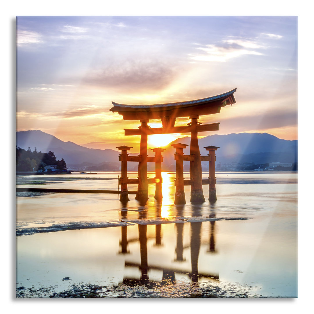 Glasbild Torii-Tor in Miyajima Japan