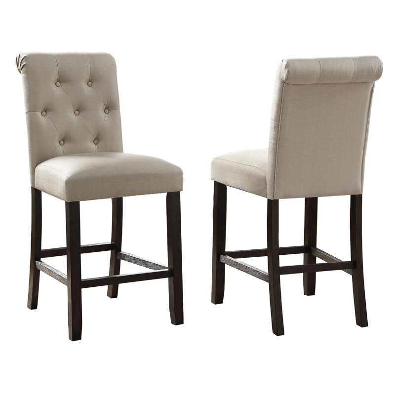De 2 tabourets à hauteur de comptoir brun clair, confortables et robustes, avec des pieds fermes, Tanné