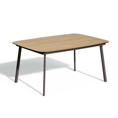 Eiland Outdoor Dining Table