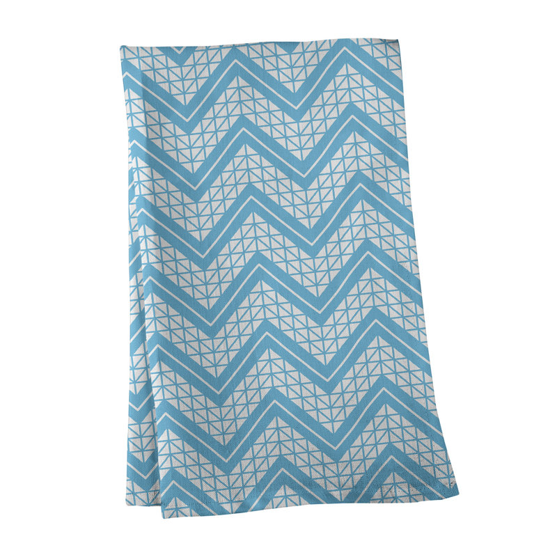 Serviette à thé à chevrons à la main Stephenie, Bleu clair / gris / blanc, Sergé de coton