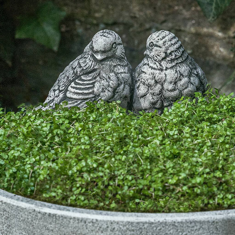 Pot à fleurs en pierre coulée Lovebird, Pierre brune