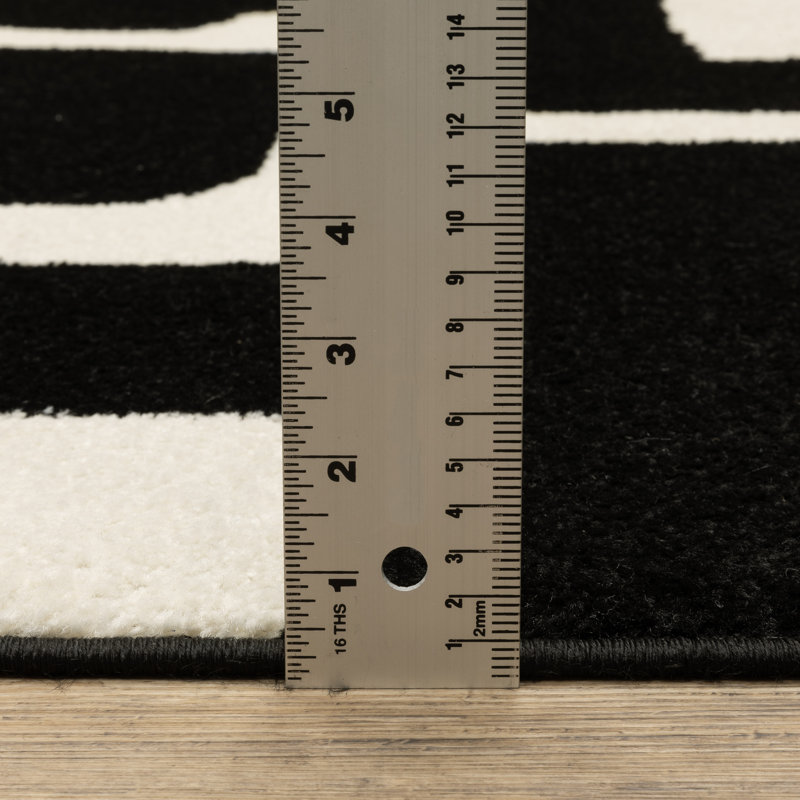 Tapis noir / blanc cassé Hennings, Tapis de couloir de 2 pi x 7 pi