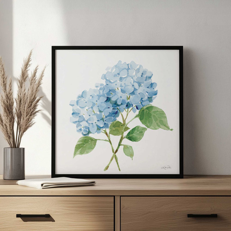 «Blue Hydrangea I» par Katrina Pete, reproduction d'art, L 20 po x H 20 po, Argent, Impression encadrée