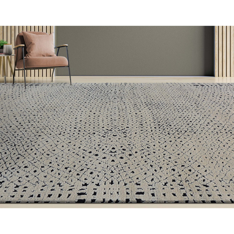 Wool Argyle Area Rug in Ivory, Rectangle 8' x 10'