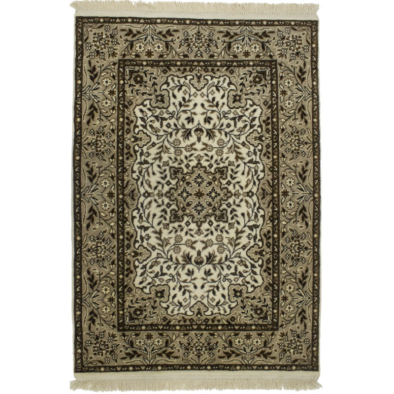 Tapis floral en laine noué à la main à motif floral, Rectangle 2'8" x 3'10"