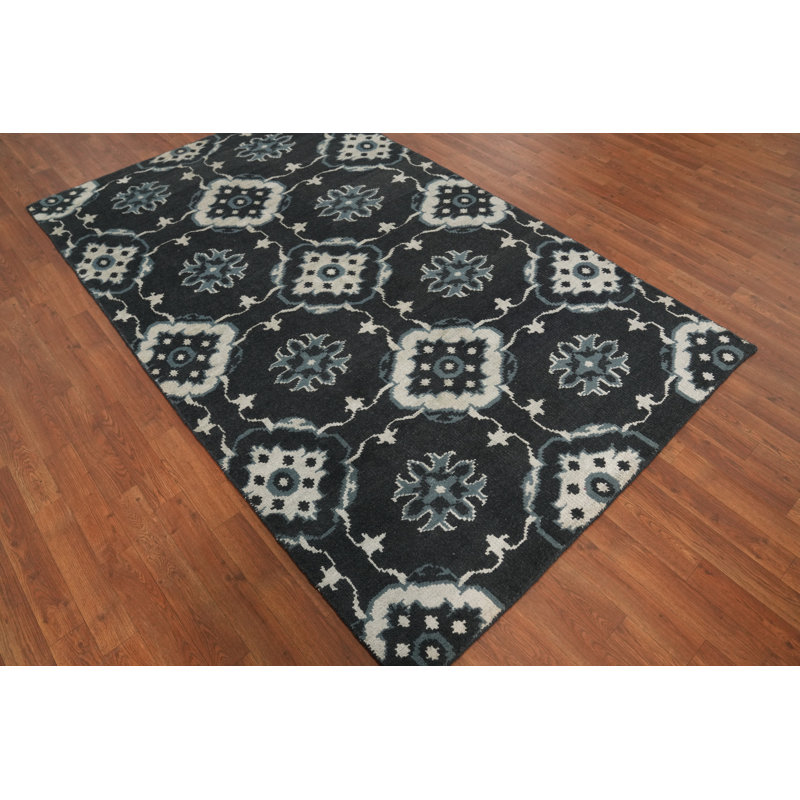 Tapis oriental tribal moderne 5 x 8