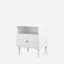 Table de chevet en MDF blanche peu encombrante avec poignée dorée pour les chambres à coucher modernes