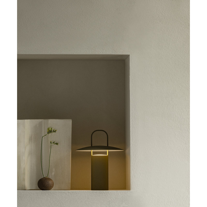 Ray LED Table Lamp, Black