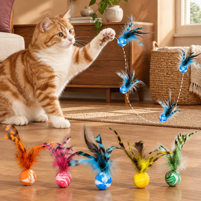 Fabriqué avec des plumes naturelles, ce lot de 5 balles rebondissantes légères est destiné à stimuler l'instinct de chasse, à encourager l'exercice et à favoriser le jeu en solitaire et le lien affectif chez les chatons d'intérieur.
