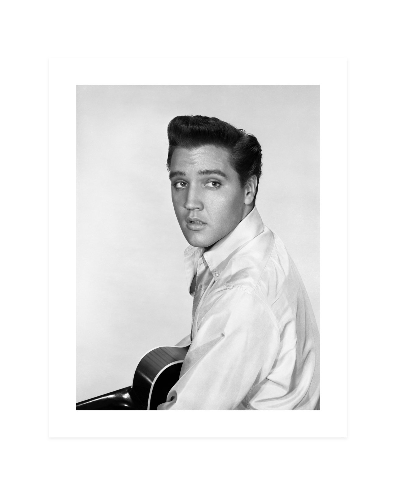 Globe Photos Entertainment & Media Portrait of Elvis Presley Looking ...