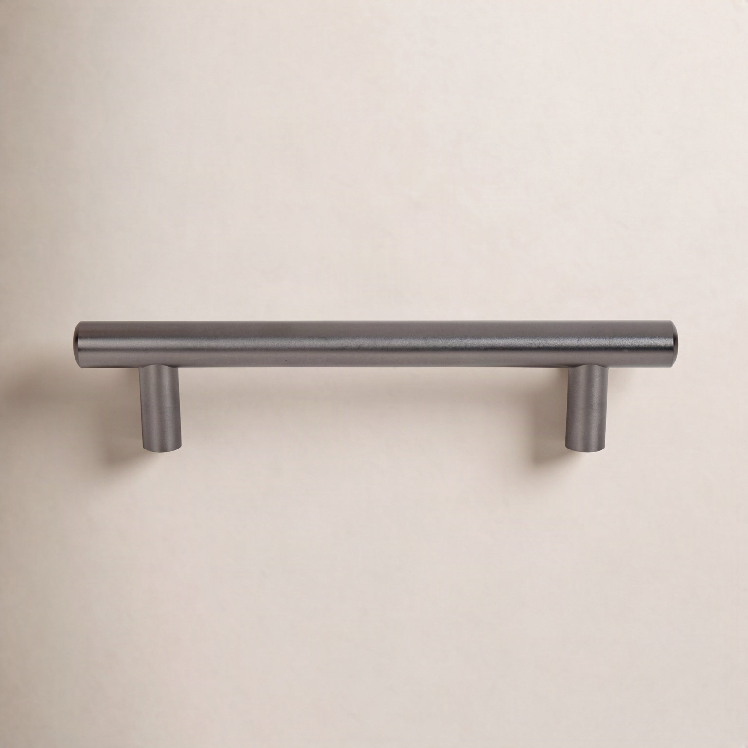 Hopewell 4" Bar Cabinet Pull, Ash Gray