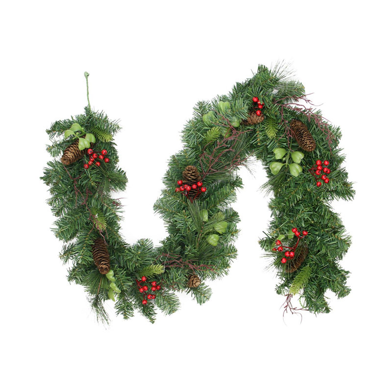 Guirlande de Noël artificielle 6 pi x 8 po avec baies rouges et pommes de pin mélangées - non éclairée