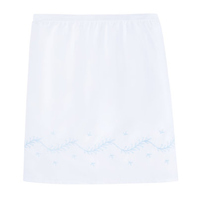 Jupe de lit de bébé brodée Sky
