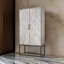 Armoire en bois massif