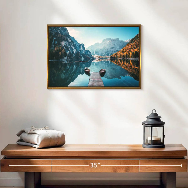 Jetée du lac Braies, 19 po x 13 po, Cadre flottant doré