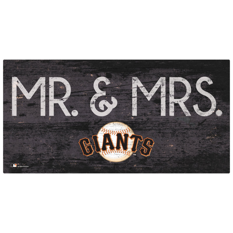 Wall Decor, Giants