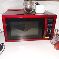 Farberware Classic FMO11AHTBKN 1.1 Cu. Ft. 1000-Watt Microwave Oven with  LED Lighting, Metallic Red & BLACK+DECKER 2-Slice Toaster, Red, TR1278RM -  Yahoo Shopping