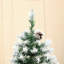 Sapin de Noël artificiel enneigé 6 pi avec branches réalistes, 61 pommes de pin et 800 pointes