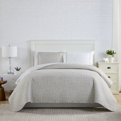 Geometric Maze Collection Microfiber Quilt Set