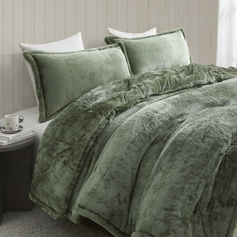 Softer than Soft - Coma Inducer Oversized Comforter Set - Double Plush, Twin XL Comforter + 1 Standard Sham, Green