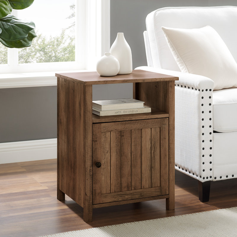 Parche 1-Door Nightstand with Open Cubby, Rustic Oak