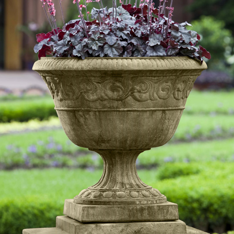 Smithsonian Handmade Planter, English Moss