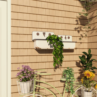Albimarle Planter