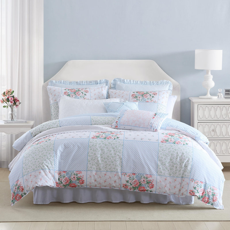 Laura Ashley Hope Patchwork Blue Cotton Reversible Comforter Set, Twin Comforter + 4 Additional Pieces