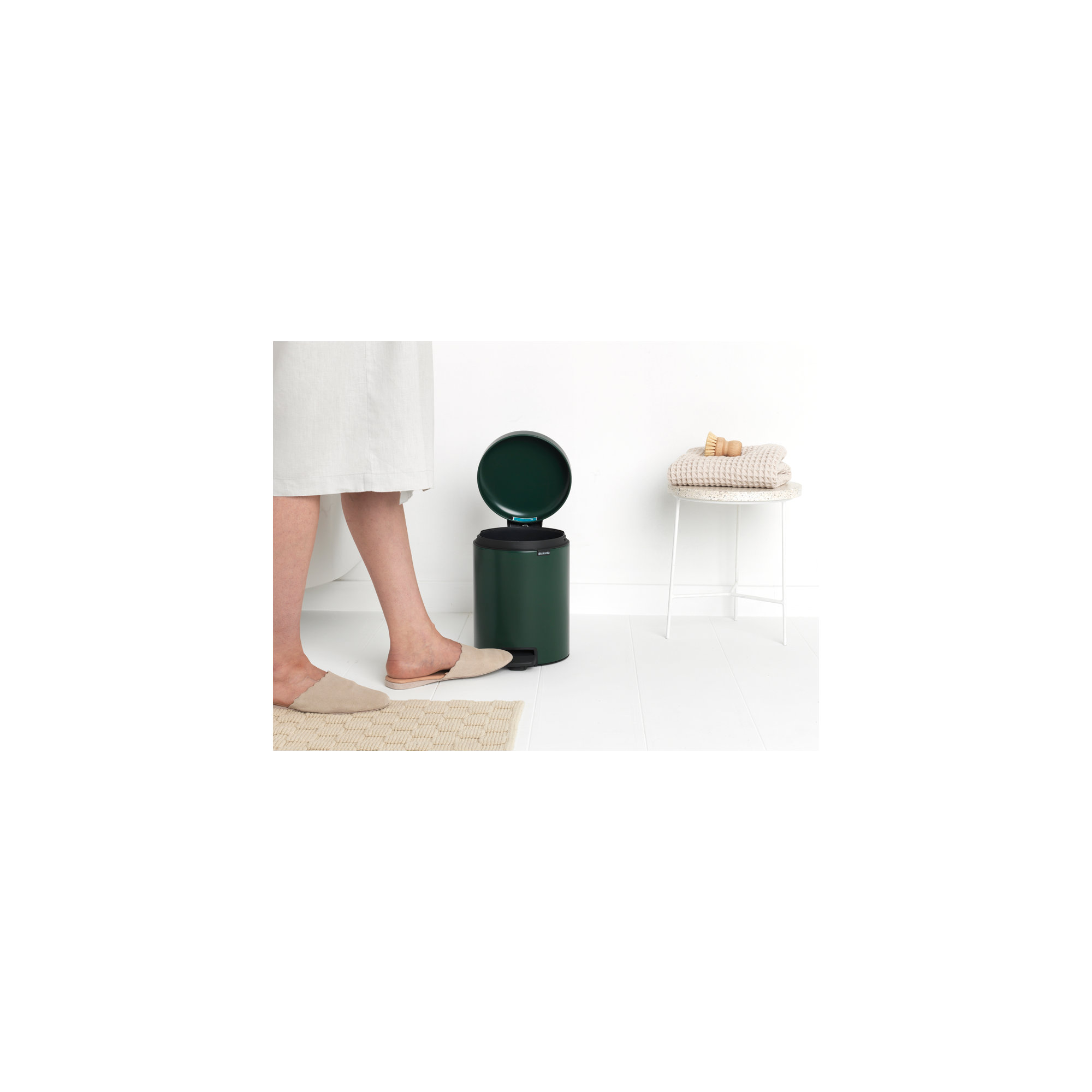 Brabantia NewIcon Step On Trash Can, 1.3 Gallon (5 Liter), Pine Green