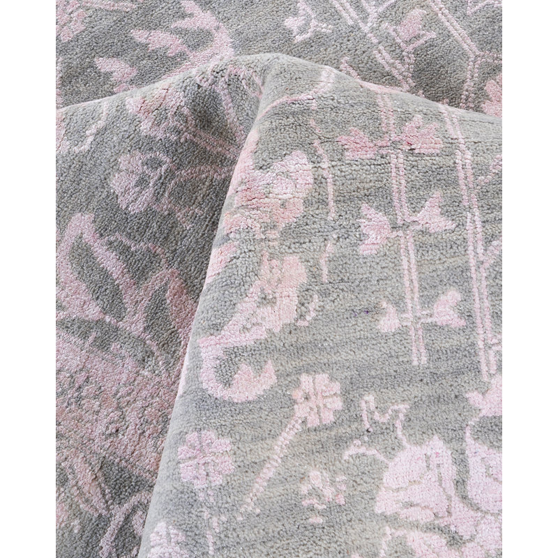 Gray Hand-Knotted Wool and Silk Medallion Area Rug, 8' 1" x 10' 4"