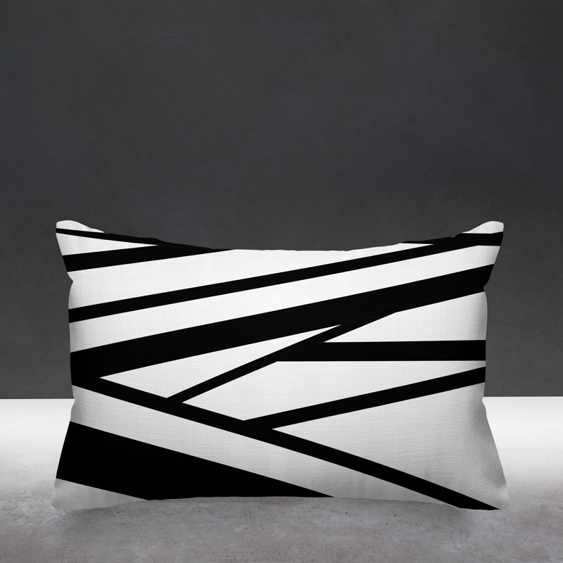 Coussin décoratif intérieur / extérieur Risley Minimalist, Noir, H 20 po x l 14 po, Rectangulaire