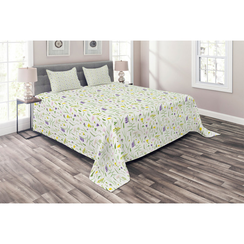 Farmhouse / Country Polyester Coverlet, King Bedspread + 2 Shams, Flower Green