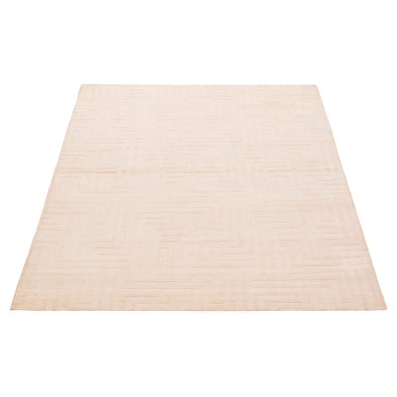 Tapis blanc unique 5 pi 5 po x 7 pi 5 po Kashkuli Gabbeh