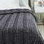 Jeté en tricot Cozy Tyme Keon-49621356-49621357