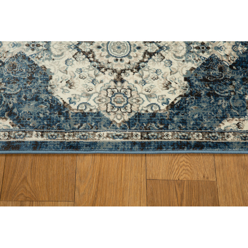 Tapis oriental transitionnel bleu / blanc / gris de la collection Ostergren, Rectangle 1 pi 9 po x 3 pi 2 po