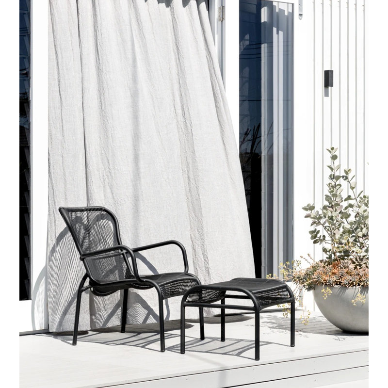 Loop Outdoor Lounge Chair, Black
