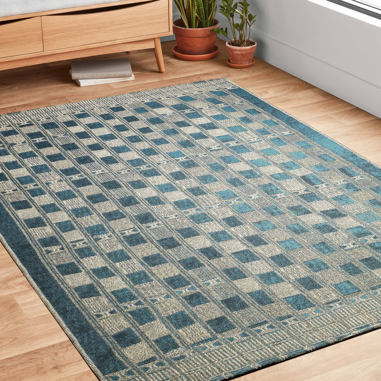Homer Geometric Blue/Ivory Indoor / Outdoor Area Rug, Rectangle 7'10" x 11'2"