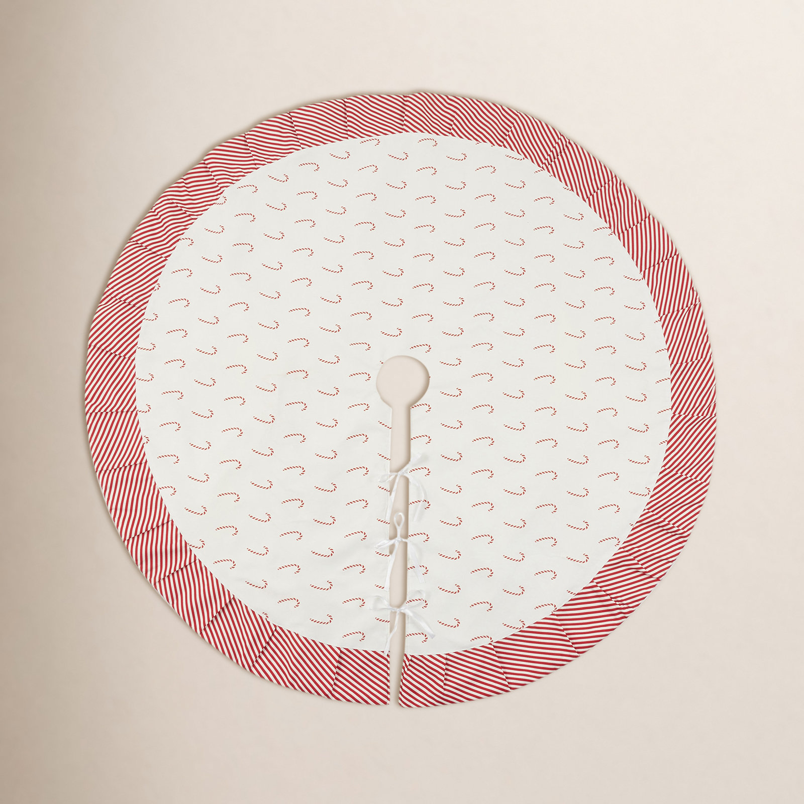 Peppermint Collection Tree Skirt, 2.5" H x 72" W x 72" L