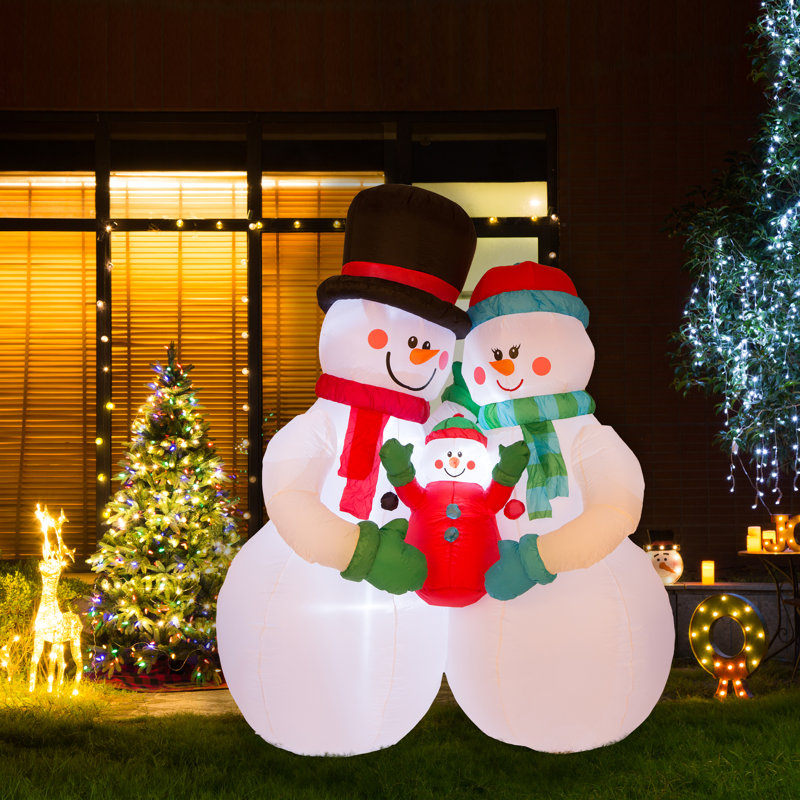 Décoration gonflable famille de bonhomme de neige