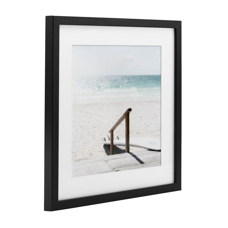 «Resting Board Beach Coast», reproduction encadrée sous verre, conception de Noah Bay, H 13 po x l 13 po, Cadre noir minuit