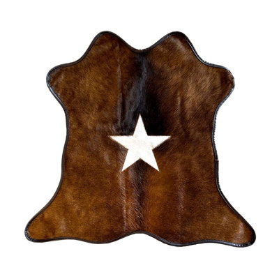 Mini Cowhide w/Border and Star Motif