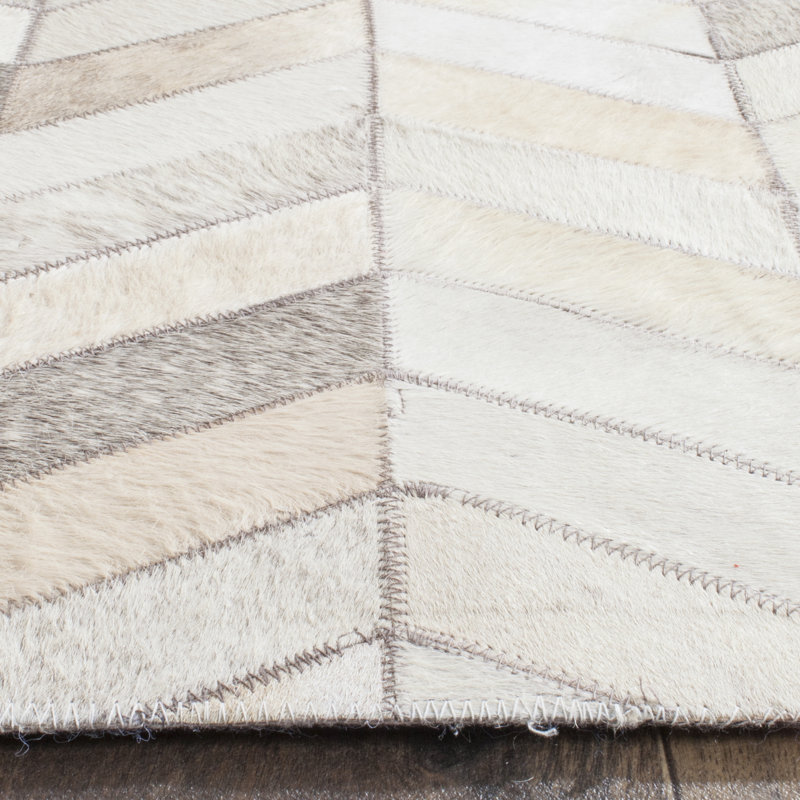 Heilman Herringbone Hand-Woven Leather Area Rug, Rectangle 4 pi x 6 pi