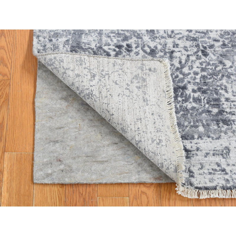Tapis de couloir zoroastrien en laine / soie noué à la main 2 pi 8 po x 10 pi gris 97169669A13C4B849EE5E70F52699F3
