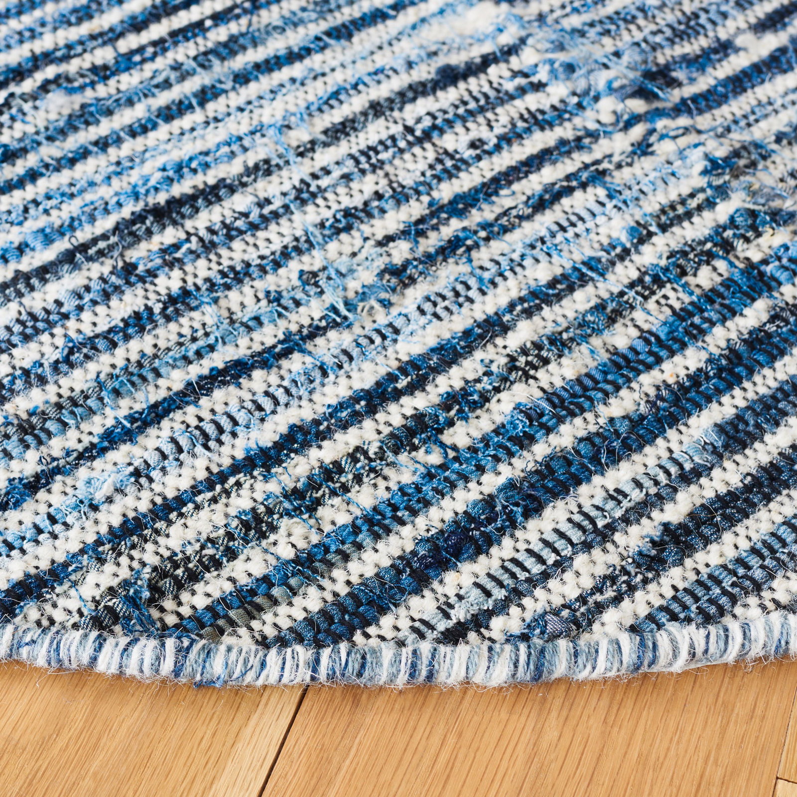 Colmar Rug, Round 6'