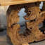 Console en bois naturel de style Wabi-Sabi