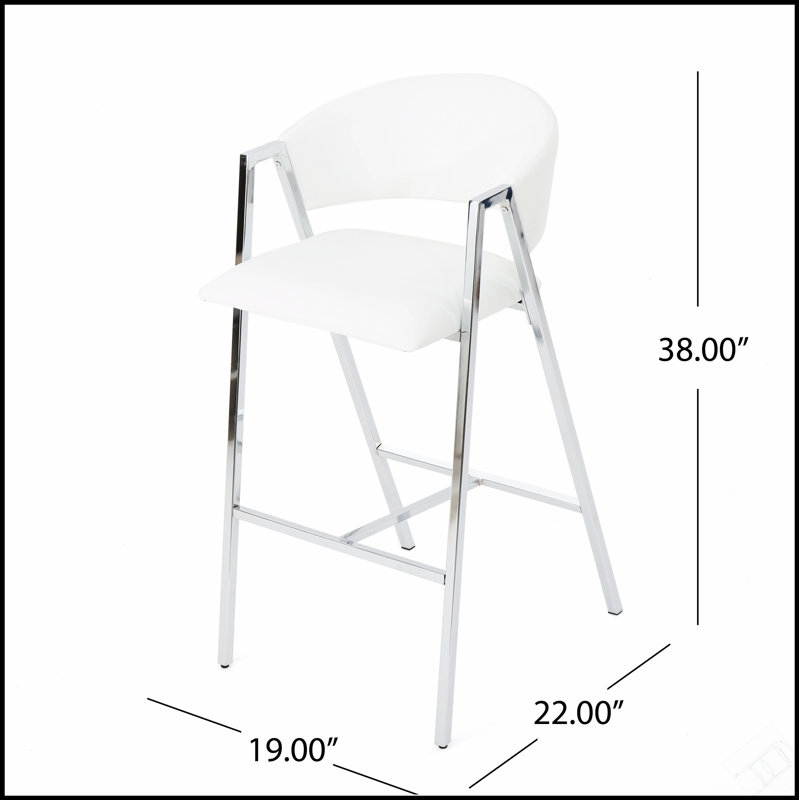 Élégants tabourets de bar à revêtement chromé avec sièges rembourrés ivoire, parfaits pour les bars ou les cuisines modernes et intemporels.