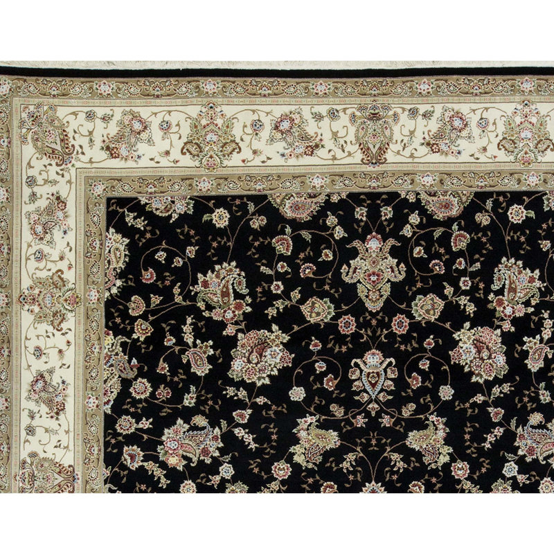 Elegance Oriental Area Rug in Black/Ivory
