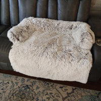 Calming Dog Bed Fluffy Plush Pet Sofa Couch Cover Pads Furniture Protector Mats Tucker Murphy Pet Size: Medium (35.4 W x 32.3 D x 7.9 H), Color: L