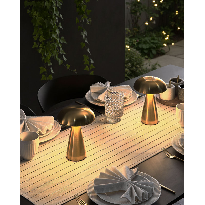 Iron Table Lamp, Gold