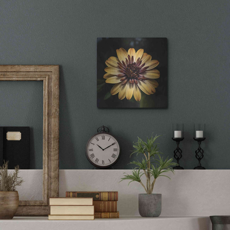 «Sunny Bloom» par Leah McLean, H 12 po x l 12 po